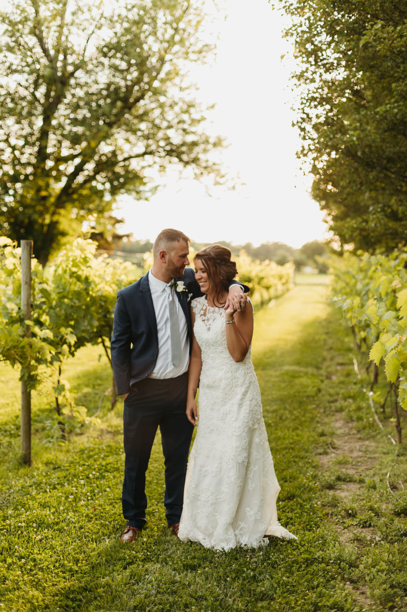 hudson valley wedding photographer, wedding photographer, vineyard wedding, 